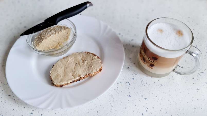 Obyčejná neslazená bílá sezamová pasta tahini, foto 13
