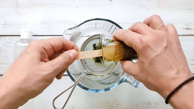 Kopřivový olej získaný přenosem, foto 14